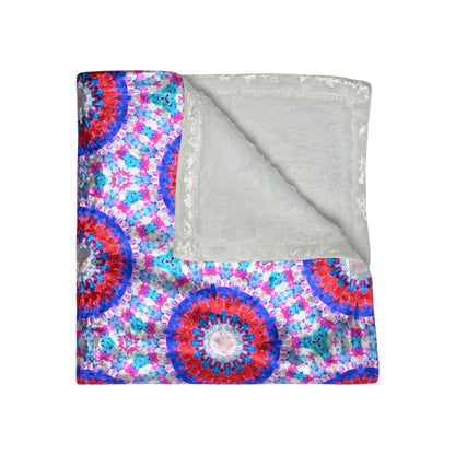 Blanket with Red and Blue Moroccan Design - Artmakeyourmark.com