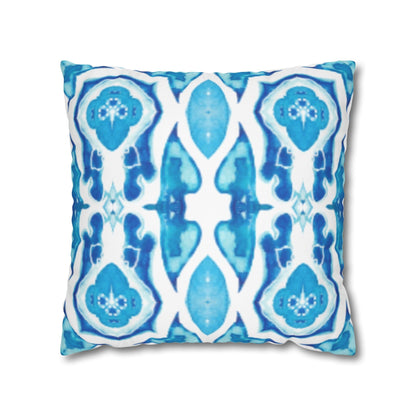 Cushion Cover with Blue and White Hampton's Pattern - Artmakeyourmark.com