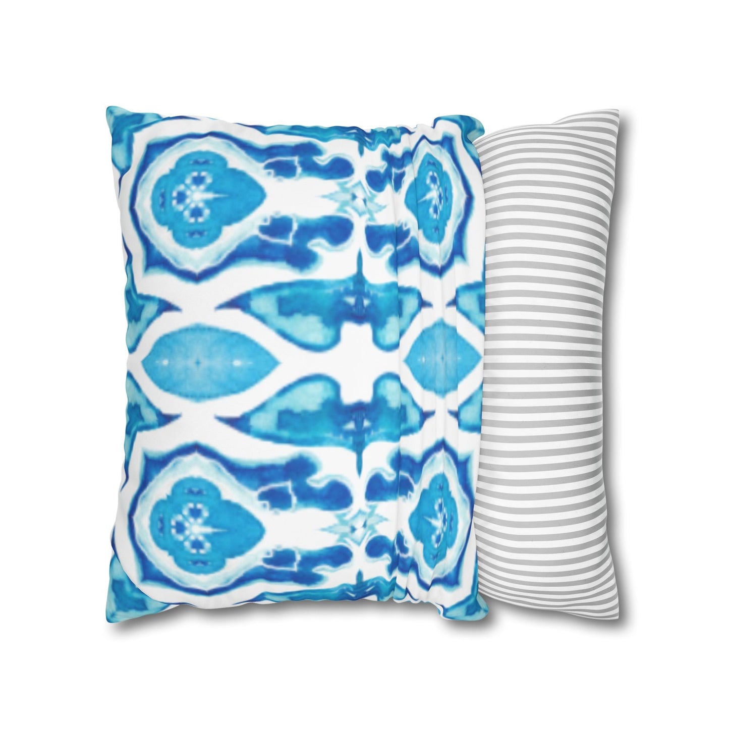 Cushion Cover with Blue and White Hampton's Pattern - Artmakeyourmark.com